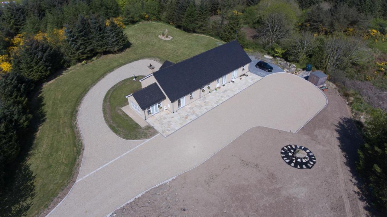 Forest Path Luxury Studio Apartment With Large Bedroom Bathroom And Sauna Sleeps Up To 4 Ballynahinch Eksteriør billede